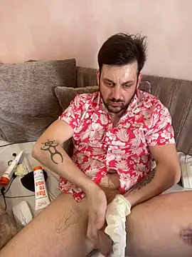 MaeltraJoy online show from 28, 2, 2025