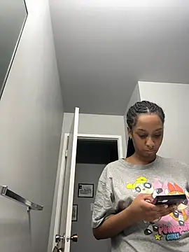 Your Paris online show from 26, 2, 2025