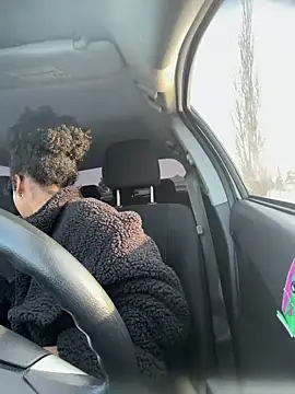 Your Paris online show from 21, 12, 2025