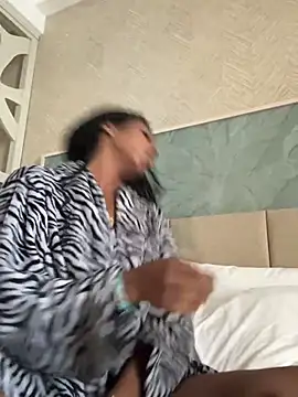 Your Paris online show from 15, 4, 2026