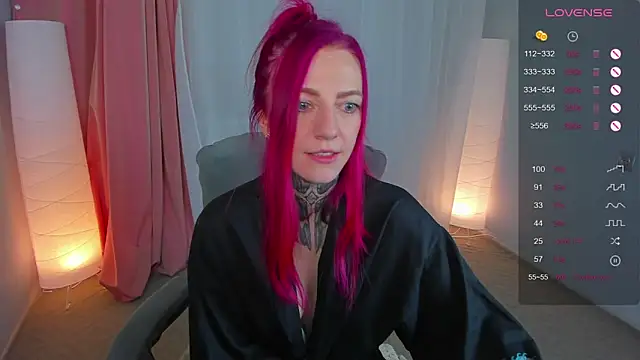 Roxy      online show from 28, 2, 2025