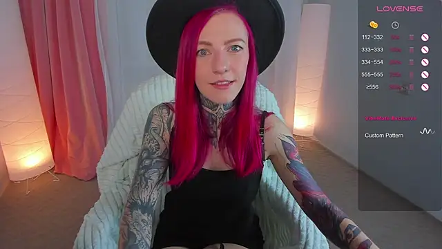 Roxy      online show from 13, 3, 2025