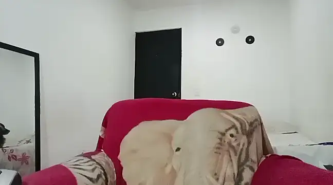 lucydreamm online show from 17, 1, 2025