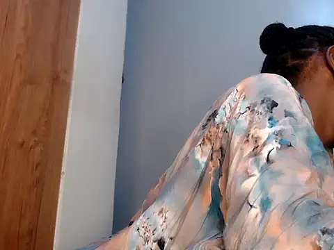 Snapshot of wetpussy_ebony chatting on 20, 6, 2026 wetpussy ebony online show from 20, 6, 2026