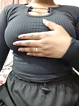 Snapshot of MohiniHott chatting on 8, 2, 2026 MohiniHott online show from 8, 2, 2026