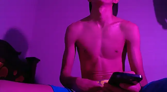 isaaclatino online show from 7, 12, 2024