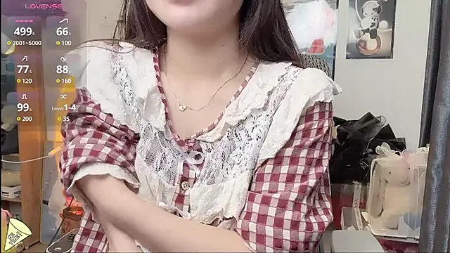 Snapshot of Berrysweet_68 chatting on 25, 2, 2025 Berrysweet 68 online show from 25, 2, 2025