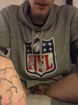 Snapshot of Simboxxx040 chatting on 10, 1, 2025 Simboxxx040 online show from 10, 1, 2025