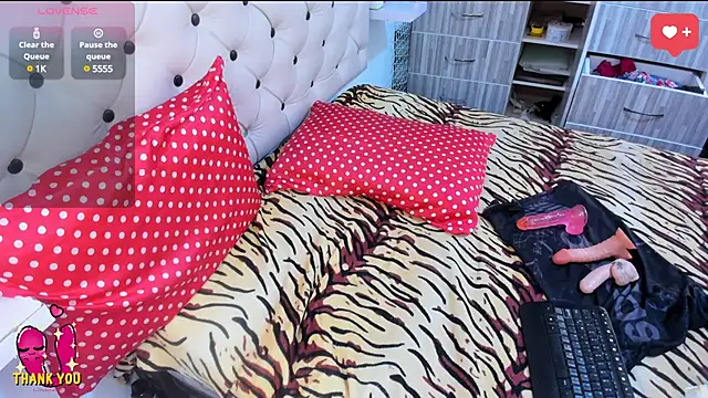 Snapshot of Krystal_Cruz chatting on 15, 2, 2025 Krystal Cruz online show from 15, 2, 2025