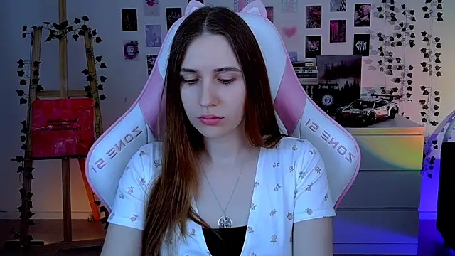 AliceCharmy online show from 20, 10, 2025