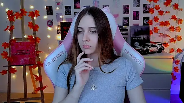 AliceCharmy online show from 4, 11, 2025