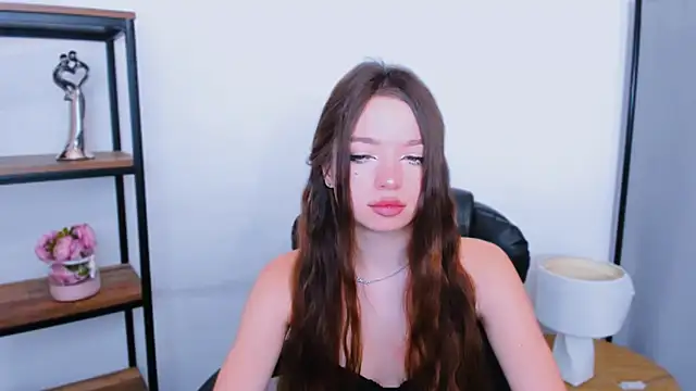 GraceLips online show from 27, 10, 2025