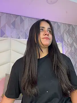 Snapshot of Brenda_Garcia chatting on 17, 3, 2025 Brenda Garcia online show from 17, 3, 2025