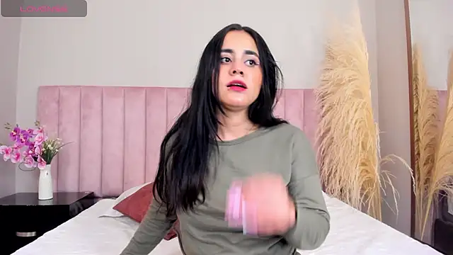 Snapshot of Brenda_Garcia chatting on 18, 3, 2025 Brenda Garcia online show from 18, 3, 2025