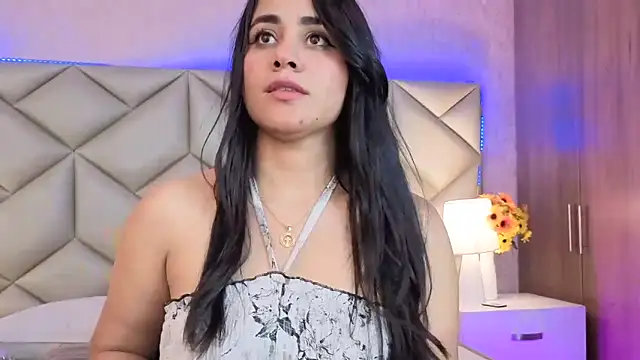 Snapshot of Brenda_Garcia chatting on 23, 9, 2025 Brenda Garcia online show from 23, 9, 2025