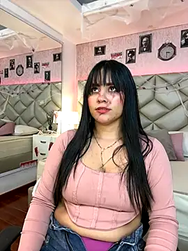 Snapshot of Brenda_Garcia chatting on 17, 10, 2025 Brenda Garcia online show from 17, 10, 2025