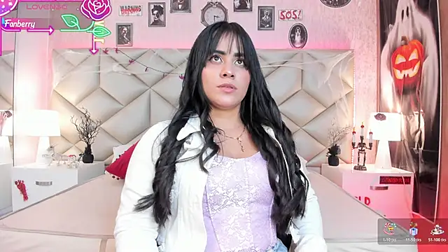 Snapshot of Brenda_Garcia chatting on 29, 10, 2025 Brenda Garcia online show from 29, 10, 2025