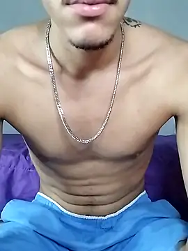 Snapshot of MicaelRian69 chatting on 7, 3, 2025 MicaelRian69 online show from 7, 3, 2025