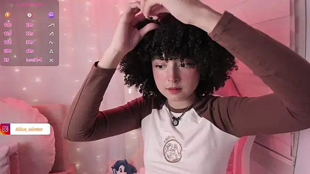 Alice winter  online show from 6, 4, 2026