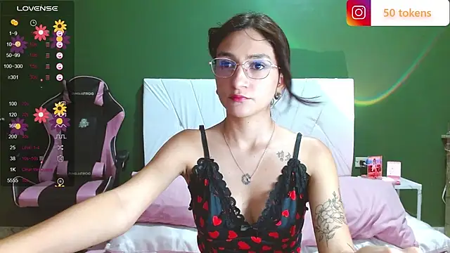 Snapshot of Mei_Kelly chatting on 18, 3, 2025 Mei Kelly online show from 18, 3, 2025