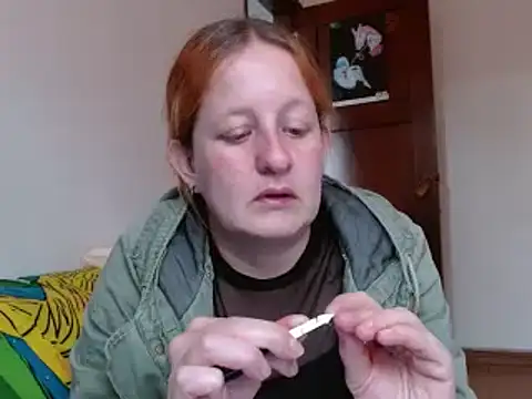 ViioletaMora online show from 4, 12, 2025