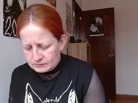 Snapshot of ViioletaMora chatting on 4, 2, 2026 ViioletaMora online show from 4, 2, 2026