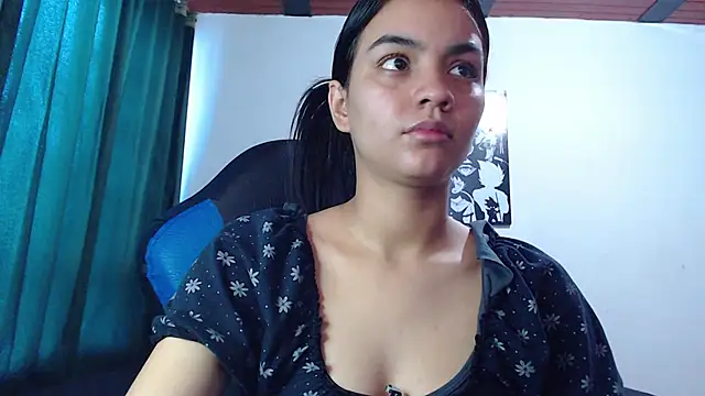 Snapshot of Ariel_Zeo1 chatting on 21, 1, 2025 Ariel Zeo1 online show from 21, 1, 2025