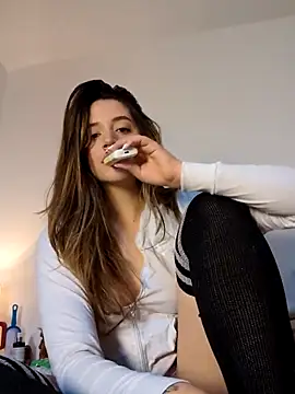 maliciaworld online show from 13, 9, 2025