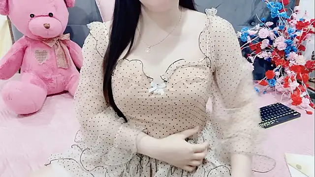 Snapshot of Funikio chatting on 4, 2, 2026 Funikio online show from 4, 2, 2026