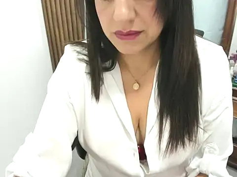 Snapshot of MonicaGarcia_ chatting on 24, 5, 2026 MonicaGarcia online show from 24, 5, 2026