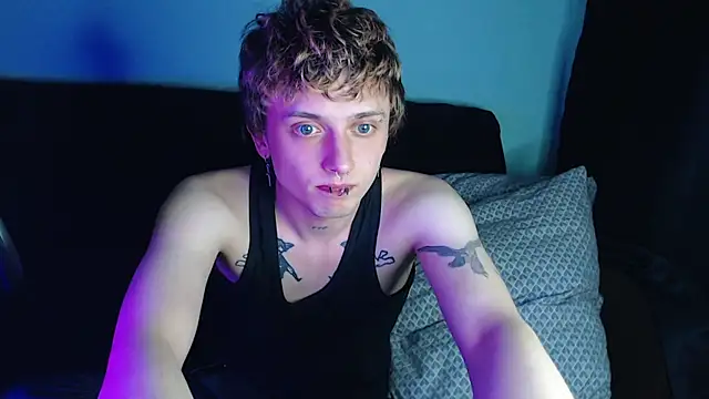 Snapshot of axxxturel chatting on 19, 2, 2025 axxxturel online show from 19, 2, 2025