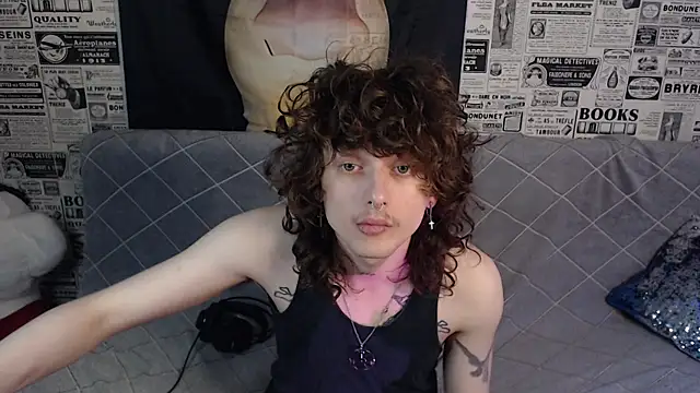 Snapshot of axxxturel chatting on 9, 7, 2026 axxxturel online show from 9, 7, 2026