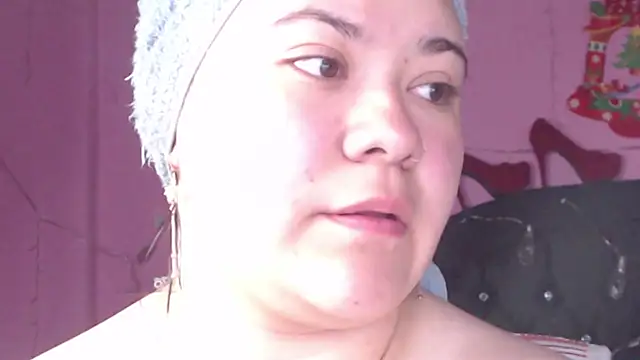 NikkiRous  online show from 8, 2, 2025