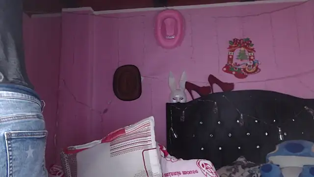 NikkiRous  online show from 20, 3, 2025