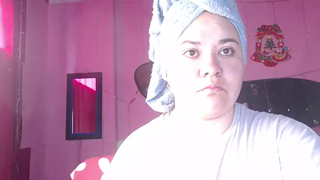 NikkiRous  online show from 28, 10, 2025