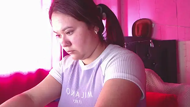 NikkiRous  online show from 19, 4, 2026