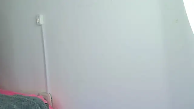 mia 099 online show from 25, 9, 2025