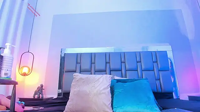 Emily Gil1 online show from 11, 3, 2025