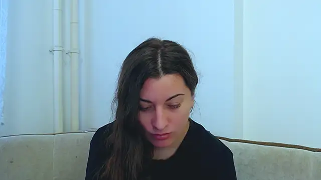 Helen Adams  online show from 5, 3, 2025