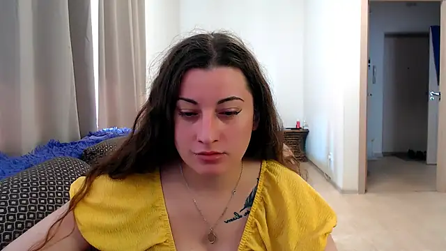 Snapshot of Helen_Adams_ chatting on 20, 5, 2026 Helen Adams online show from 20, 5, 2026