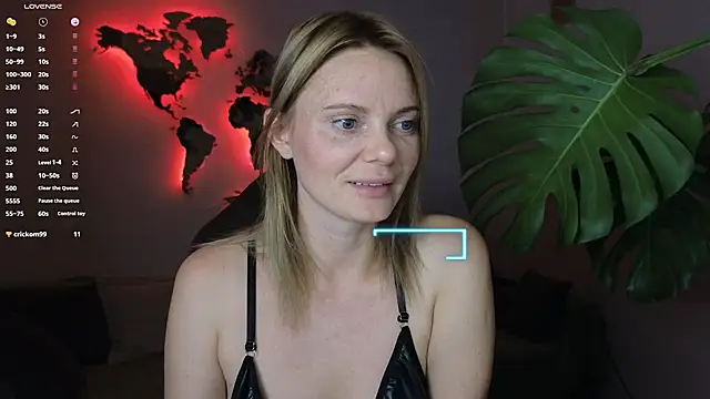 Snapshot of Sam_Klaus chatting on 9, 10, 2025 Sam Klaus online show from 9, 10, 2025