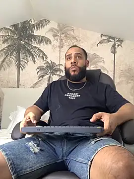 boy  ofc online show from 28, 10, 2025