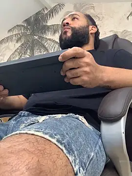 Snapshot of boy__ofc chatting on 10, 11, 2025 boy ofc online show from 10, 11, 2025