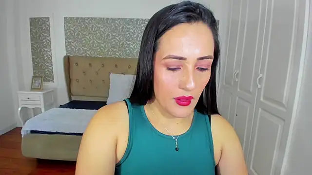 Snapshot of KimWessel_ chatting on 21, 7, 2026 KimWessel online show from 21, 7, 2026