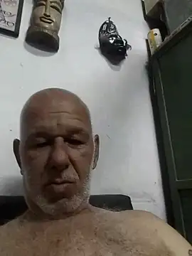 FabiQuilmes online show from 1, 3, 2025