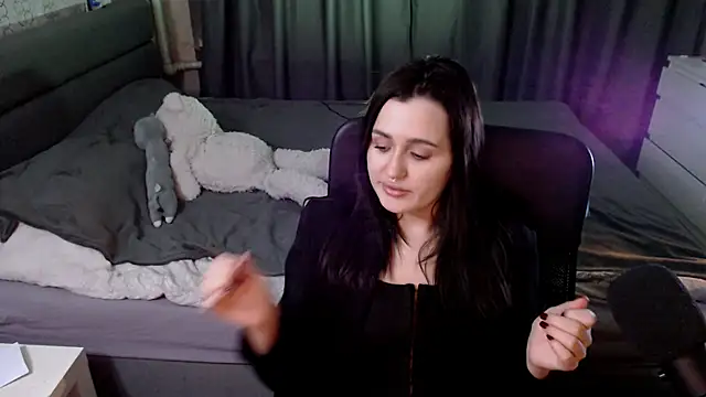 Snapshot of KiraYammy chatting on 28, 12, 2024 KiraYammy online show from 28, 12, 2024