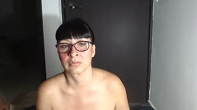 HellenLatin online show from 3, 2, 2026