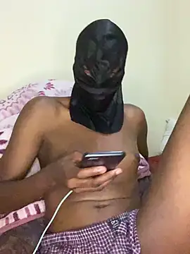 Snapshot of Gifttheskimaskboy chatting on 3, 5, 2026 Gifttheskimaskboy online show from 3, 5, 2026
