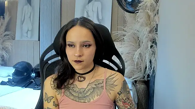 AnnyThompson  online show from 31, 3, 2026