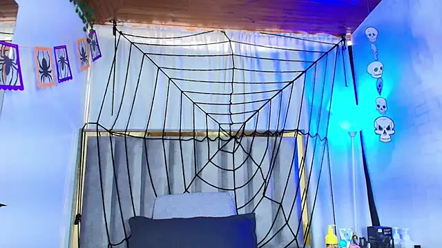 Zoe Curvy online show from 26, 10, 2025